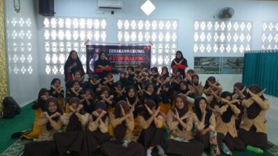 Gerakan Nasional Stop Bullying: IWANI Sulsel Edukasi Siswa SMPN 19 Makassar